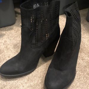 Muss & Cloud Black Booties